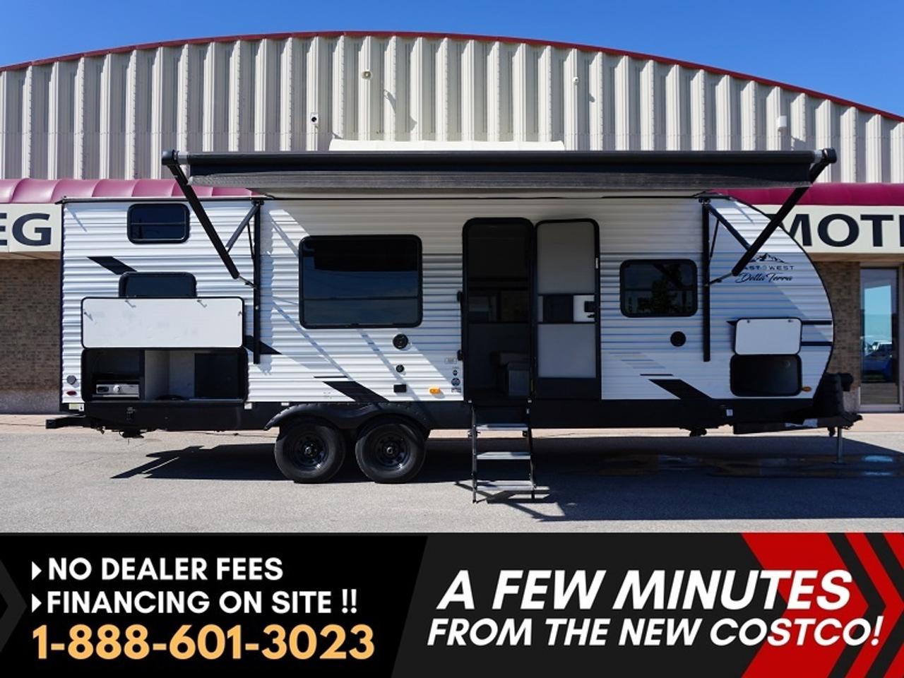 Used 2022 East to West Della Terra 250 BH | PRIVATE MASTER | DOUBLE BUNKS for sale in Headingley, MB