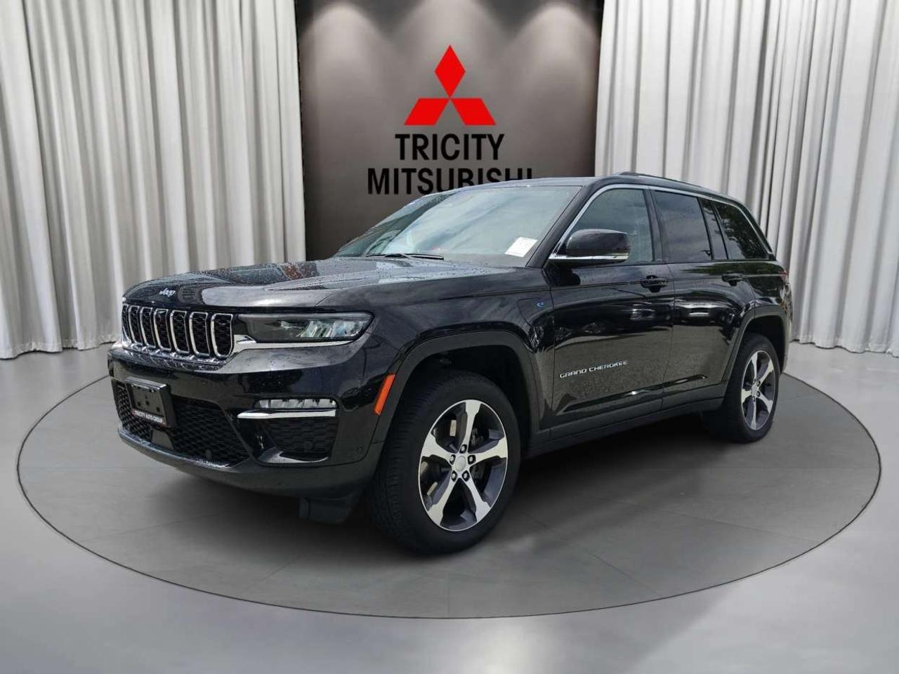Features leather, power seats, push button start, navigation, heated and ventilated seats, heated steering wheel, dual climate control, power liftgate, sunroof, adaptive cruise control, Apple CarPlay, Android Auto, 360 cameras, and more. CarFax report and Safety inspection available for review. Large used car inventory! Open 7 days a week! IN HOUSE FINANCING available. Close to 100% approval rate. We accept all local and out of town trade-ins. For additional vehicle information or to schedule your appointment, call us or send an inquiry. Pricing is subject to $995 doc fee, prep fee from $195 to $1395, and $10 VSA levy. Financed vehicles subject to $599 finance placement fee. We also specialize in out of town deliveries. This vehicle may be located at one of our other lots, please call to book an appointment to ensure the vehicle is available.