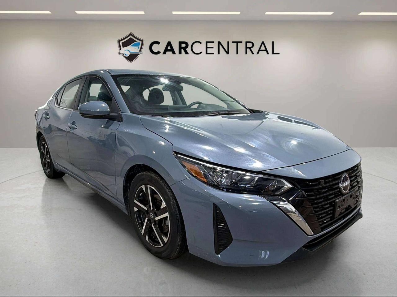 2024 Nissan Sentra SV| CLEAN CARFAX| CARPLAY | HTD SEATS| STARTER Photo