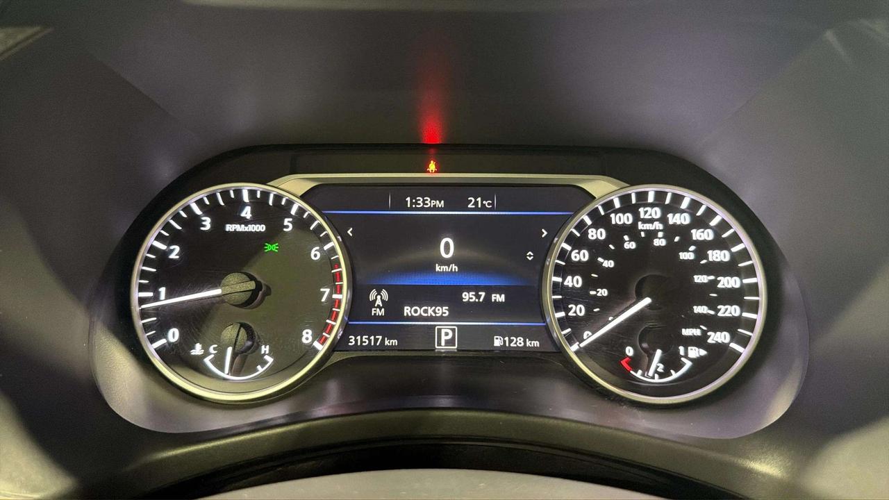 2024 Nissan Sentra SV| CLEAN CARFAX| CARPLAY | HTD SEATS| STARTER Photo