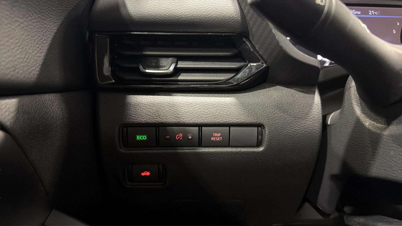 2024 Nissan Sentra SV| CLEAN CARFAX| CARPLAY | HTD SEATS| STARTER Photo