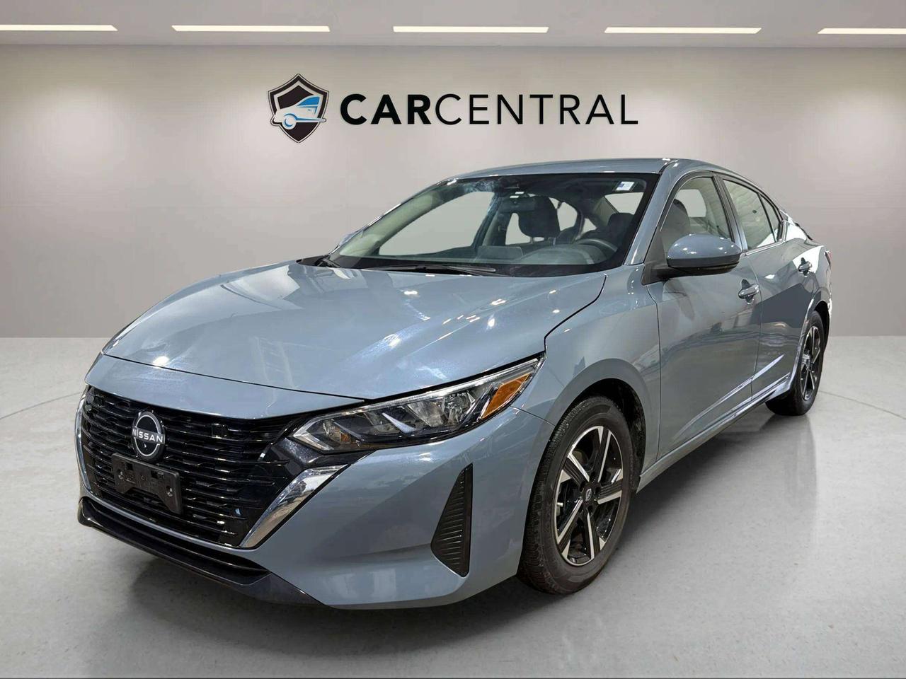 2024 Nissan Sentra SV| CLEAN CARFAX| CARPLAY | HTD SEATS| STARTER Photo