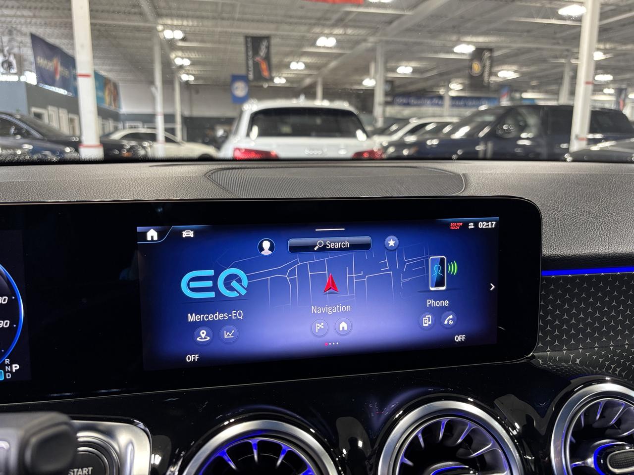2025 Mercedes-Benz EQB EQB300|4MATIC|SUV|CLUSTERNAV|BURMESTER|AMBIENT|+++ Photo