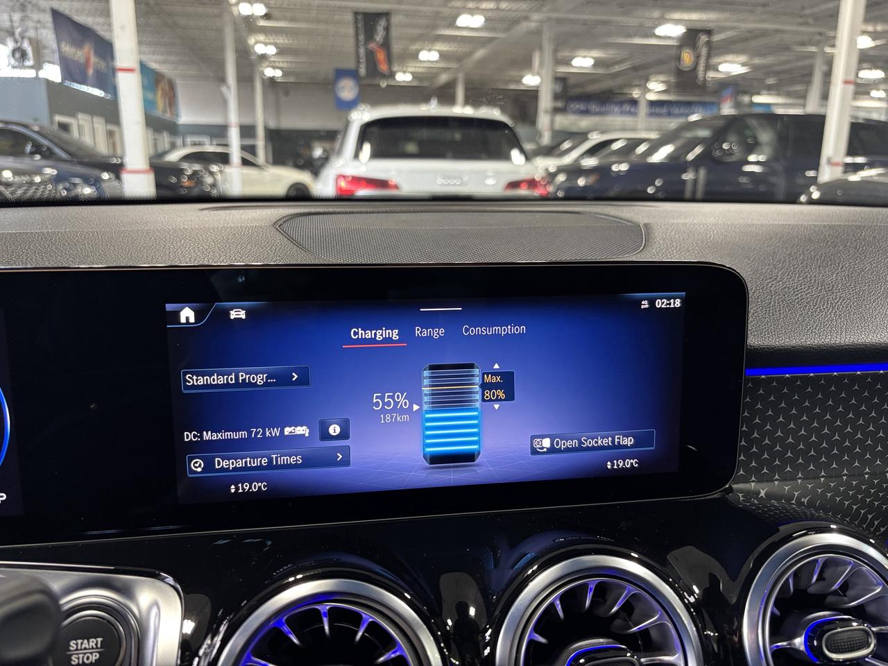 2025 Mercedes-Benz EQB EQB300|4MATIC|SUV|CLUSTERNAV|BURMESTER|AMBIENT|+++ Photo