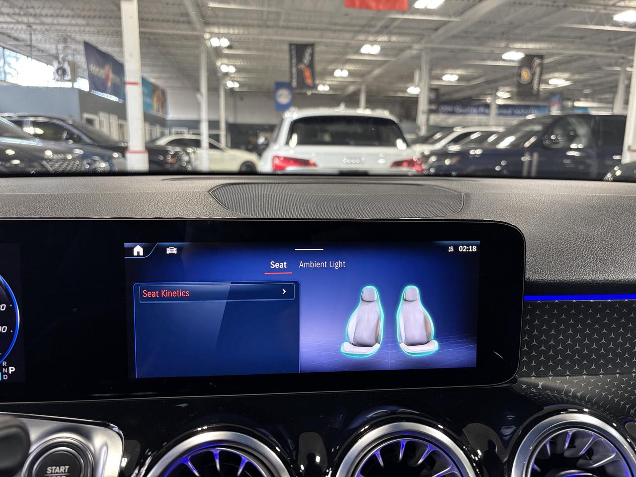 2025 Mercedes-Benz EQB EQB300|4MATIC|SUV|CLUSTERNAV|BURMESTER|AMBIENT|+++ Photo