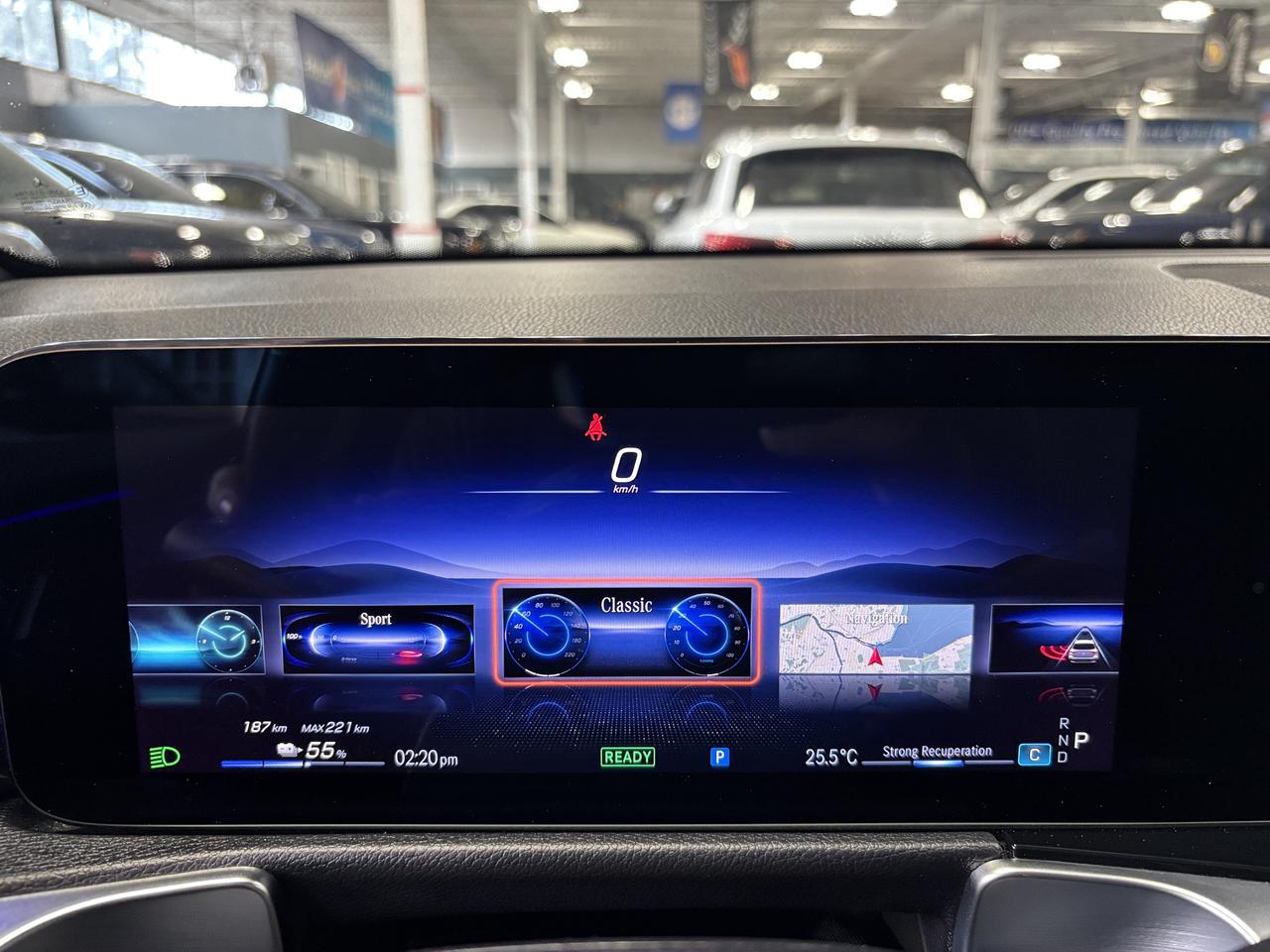 2025 Mercedes-Benz EQB EQB300|4MATIC|SUV|CLUSTERNAV|BURMESTER|AMBIENT|+++ Photo