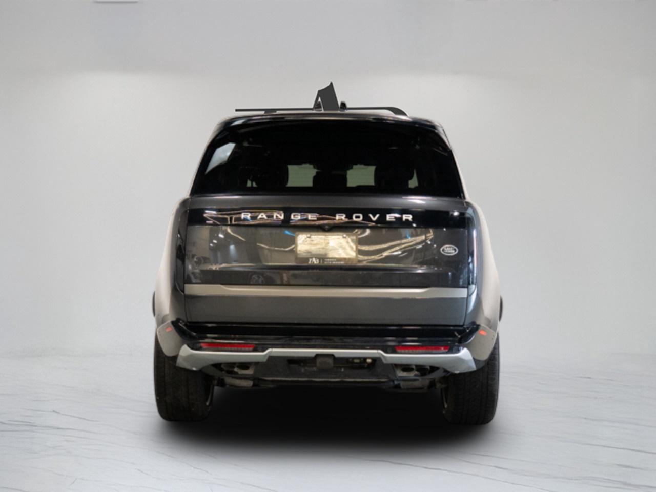 2023 Land Rover Range Rover SE | P530 | PANO | MERIDIAN | 22 IN Photo