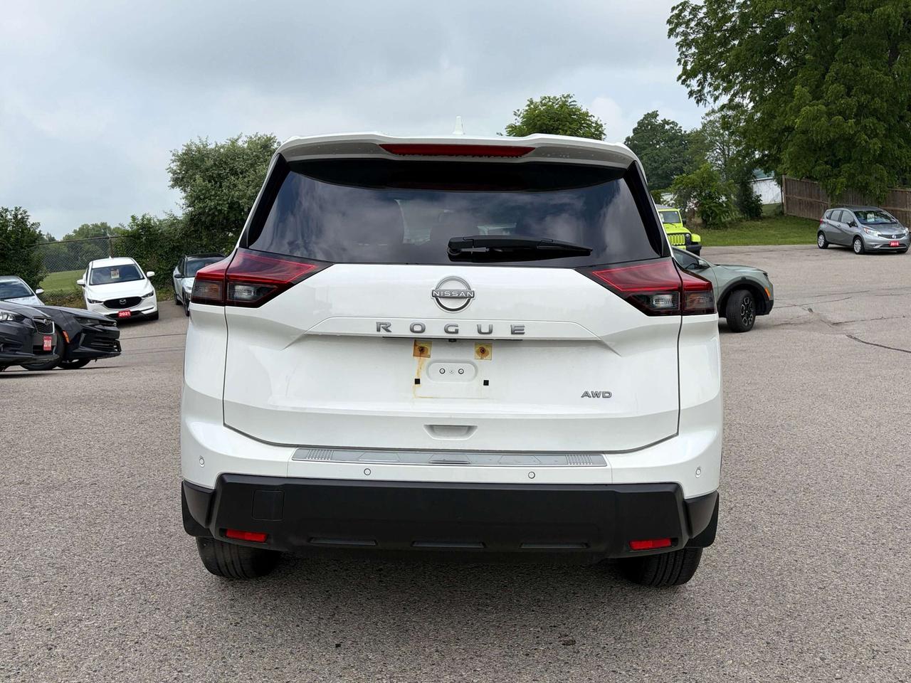 2024 Nissan Rogue S, CLEAN CARFAX, REMOTE START, BACK UP CAMERA! - Photo #7