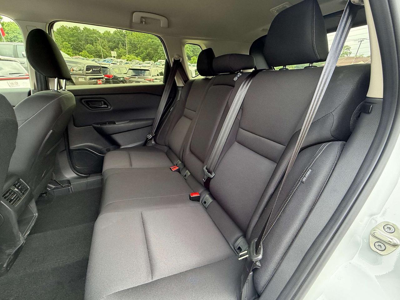 2024 Nissan Rogue S, CLEAN CARFAX, REMOTE START, BACK UP CAMERA! Photo