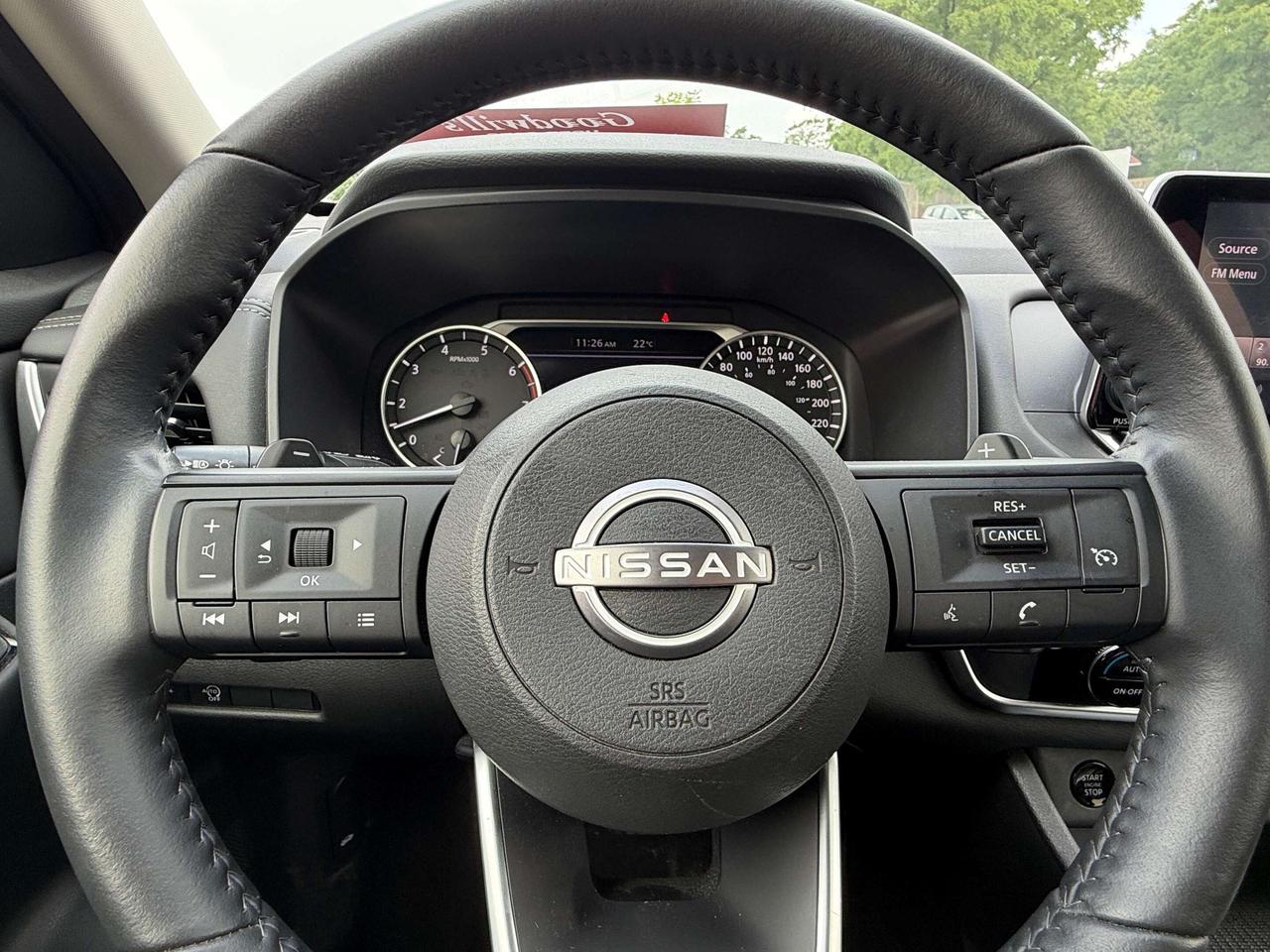 2024 Nissan Rogue S, CLEAN CARFAX, REMOTE START, BACK UP CAMERA! Photo