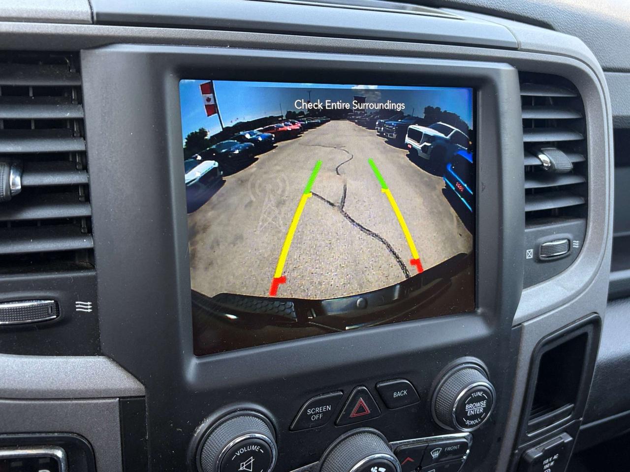 2021 RAM 1500 Classic EXPRESS, 3.6L, CLEAN CARFAX, REMOTE START! Photo