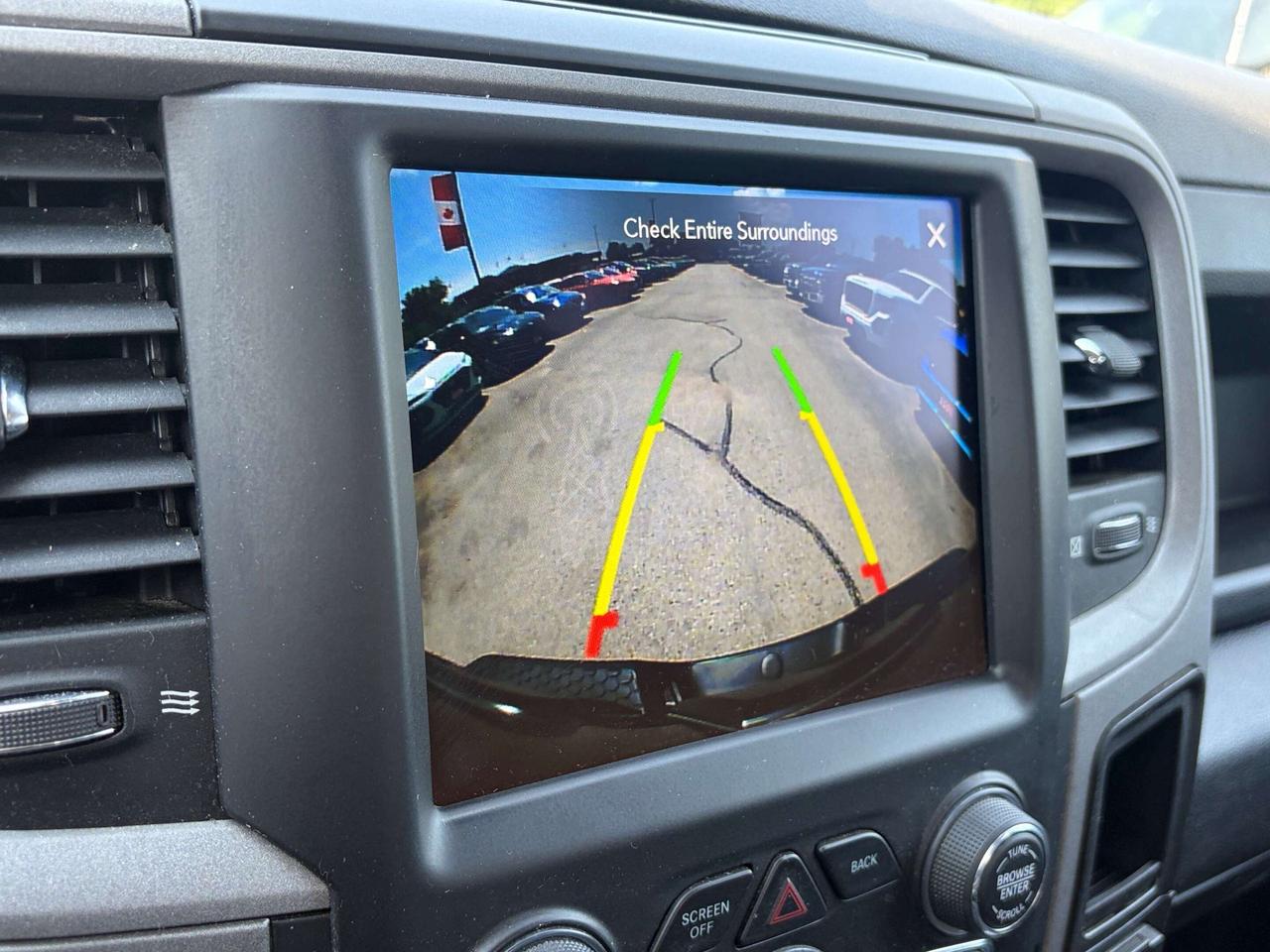 2021 RAM 1500 Classic EXPRESS, 3.6L, CLEAN CARFAX, REMOTE START! Photo
