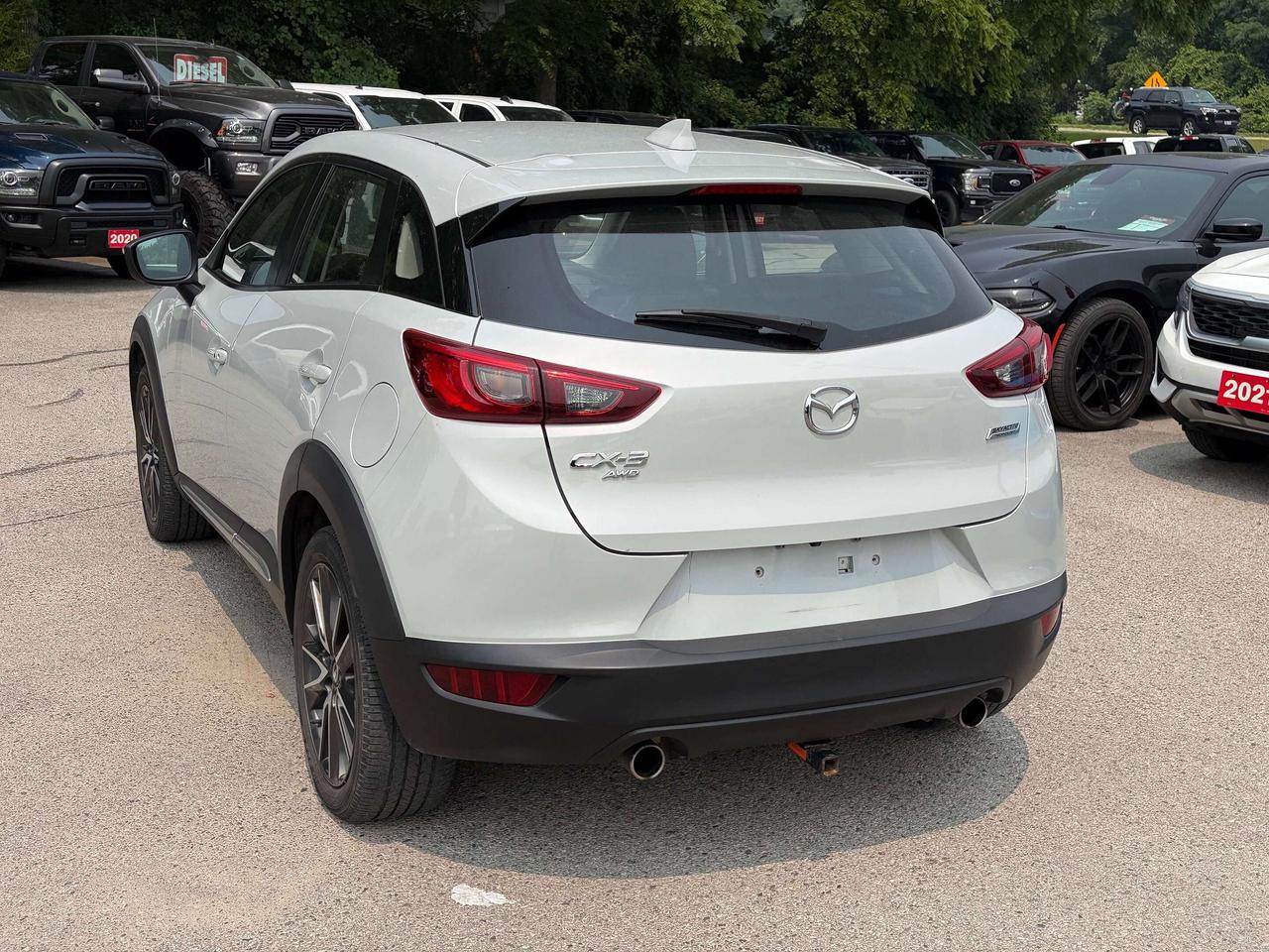 2017 Mazda CX-3 AWD, GT, SUNROOF, CLEAN CARFAX, LEATHER! Photo