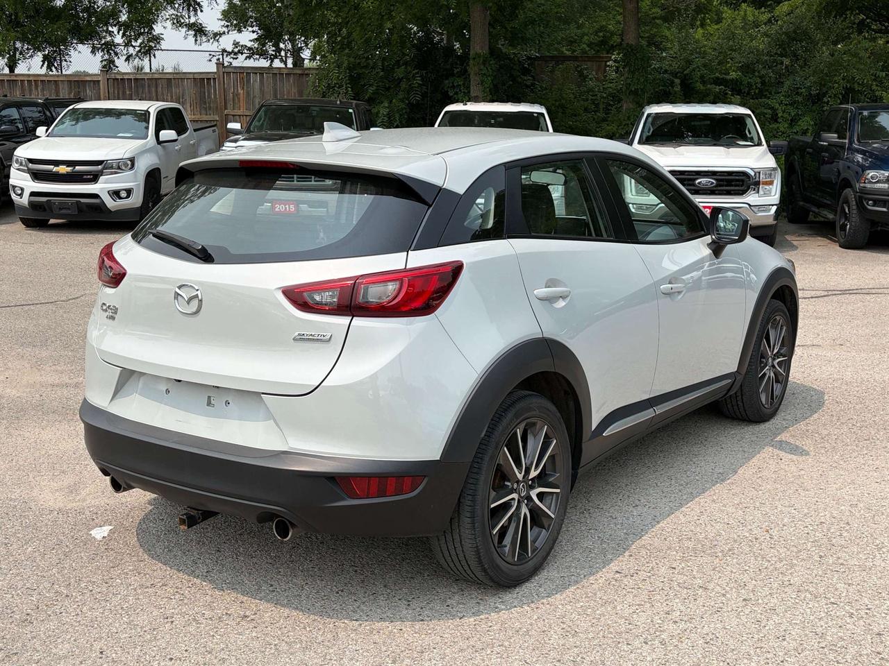 2017 Mazda CX-3 AWD, GT, SUNROOF, CLEAN CARFAX, LEATHER! Photo