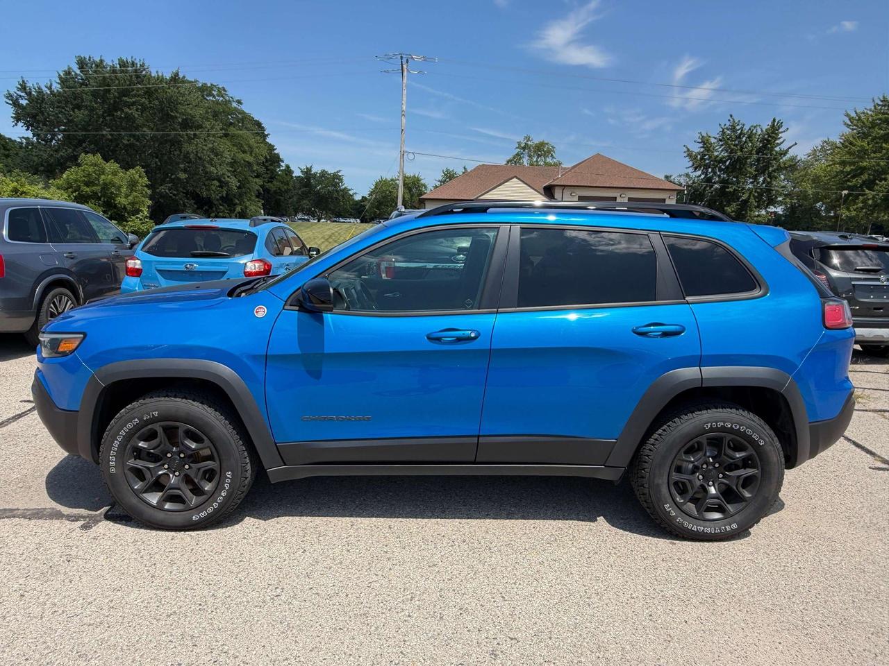 2022 Jeep Cherokee TRAILHAWK, CLEAN CARFAX, REMOTE START, BACK UP CAM Photo