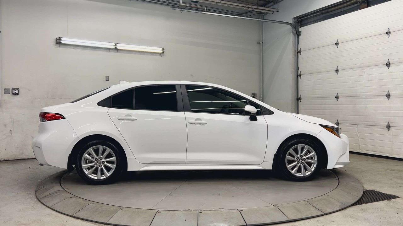 2025 Toyota Corolla LE UPGRADE | SUNROOF |HTD SEATS | CARPLAY | ALLOYS Photo1