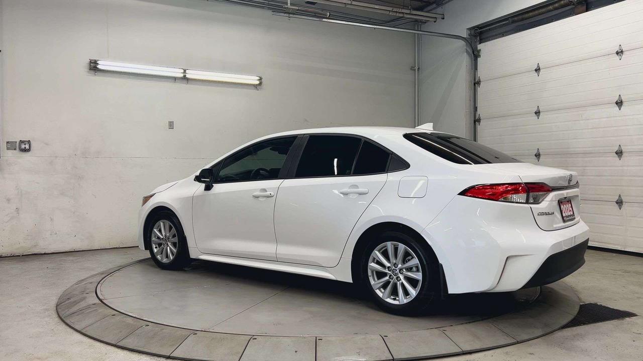 2025 Toyota Corolla LE UPGRADE | SUNROOF |HTD SEATS | CARPLAY | ALLOYS Photo