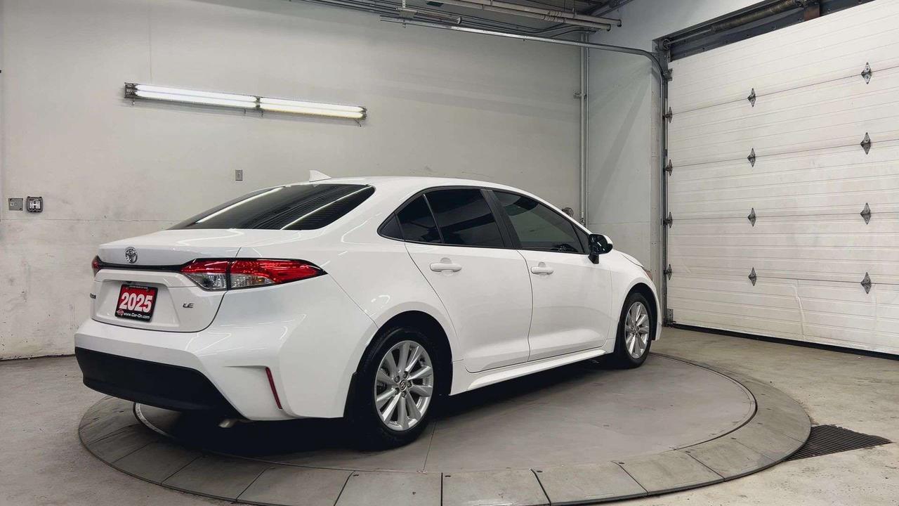 2025 Toyota Corolla LE UPGRADE | SUNROOF |HTD SEATS | CARPLAY | ALLOYS Photo