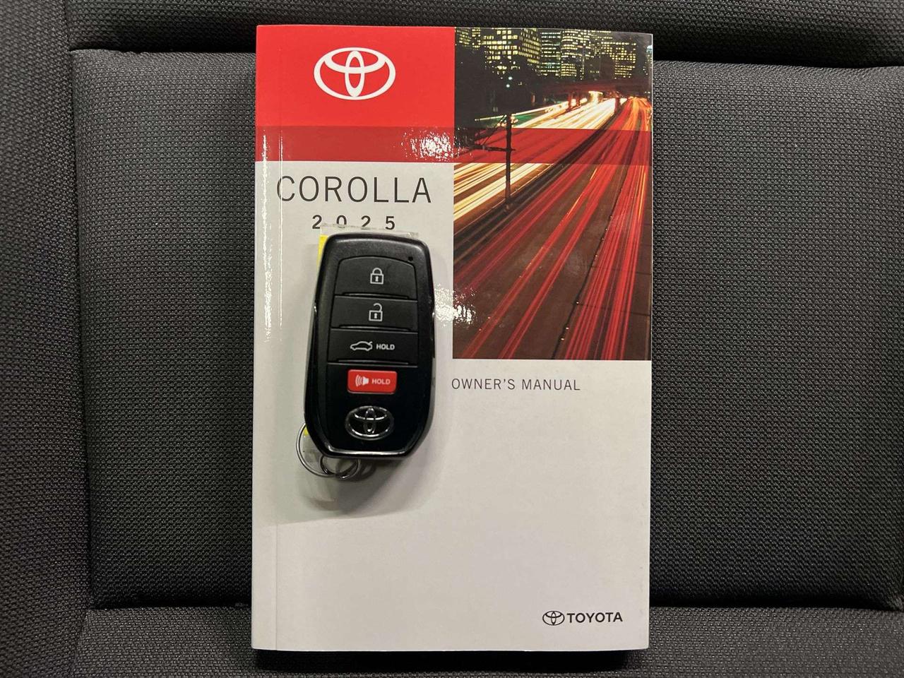 2025 Toyota Corolla LE UPGRADE | SUNROOF |HTD SEATS | CARPLAY | ALLOYS Photo