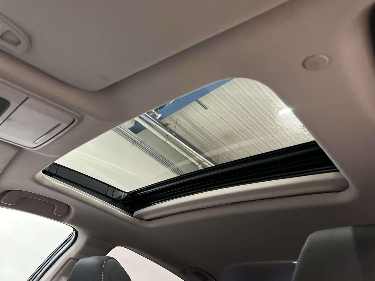 2023 Honda Accord AUTO | SUNROOF |HTD SEATS | CARPLAY | REMOTE START Photo