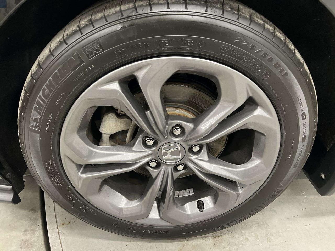 2023 Honda Accord AUTO | SUNROOF |HTD SEATS | CARPLAY | REMOTE START Photo