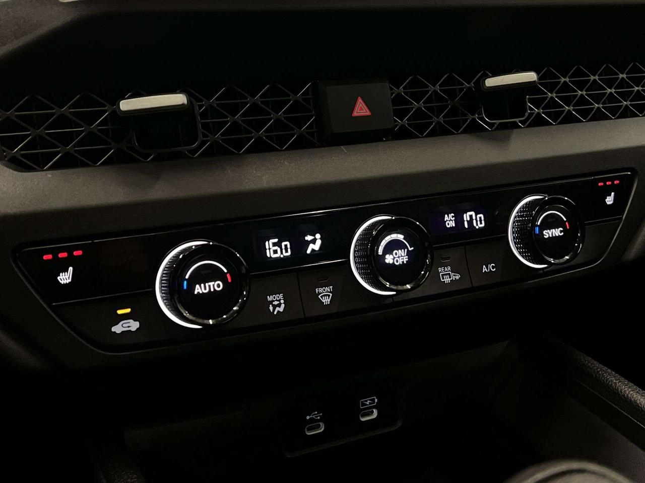 2023 Honda Accord AUTO | SUNROOF |HTD SEATS | CARPLAY | REMOTE START Photo
