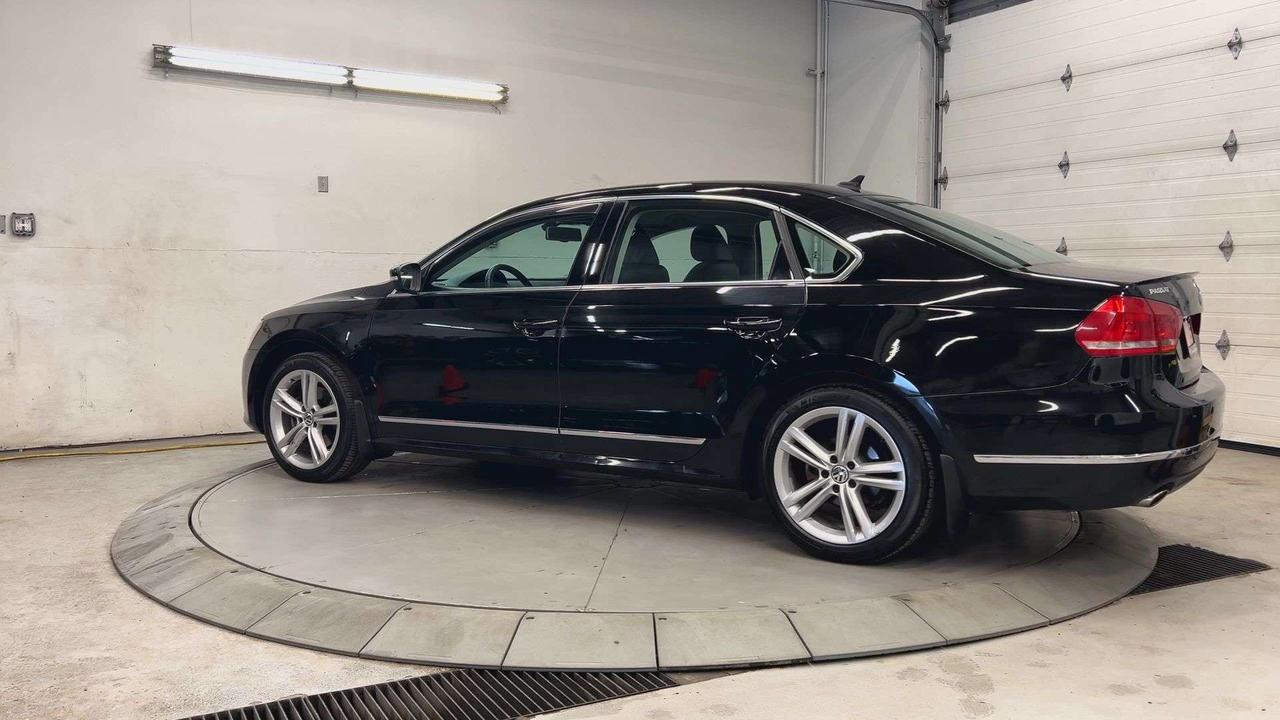 2015 Volkswagen Passat HIGHLINE | LOW KMS! | HTD LEATHER | SUNROOF | NAV Photo