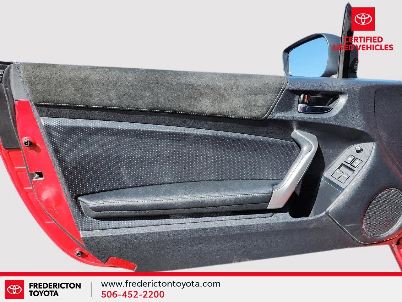 2017 Toyota 86 Base Photo