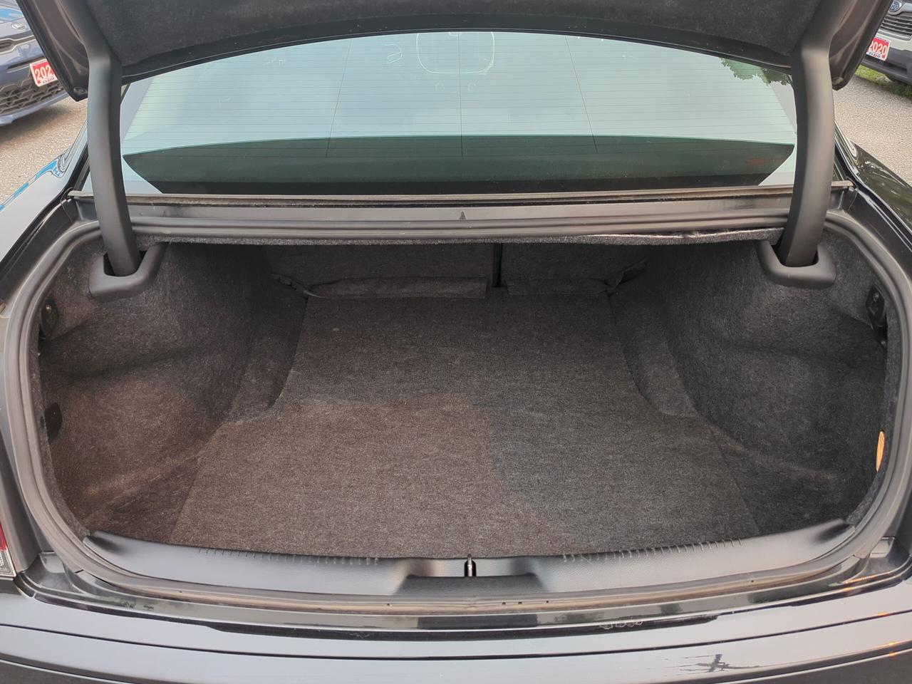 2022 Chrysler 300 300 TOURING L