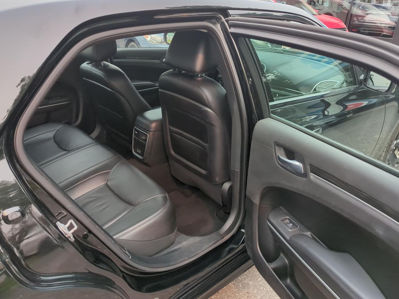 2022 Chrysler 300 300 TOURING L