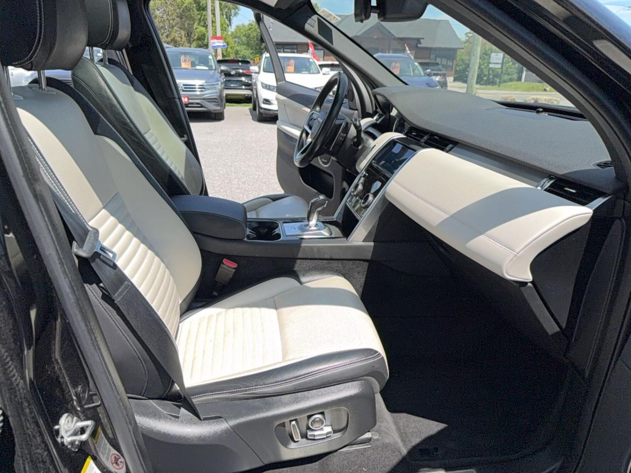 2021 Land Rover Discovery Sport R-Dynamic S Photo