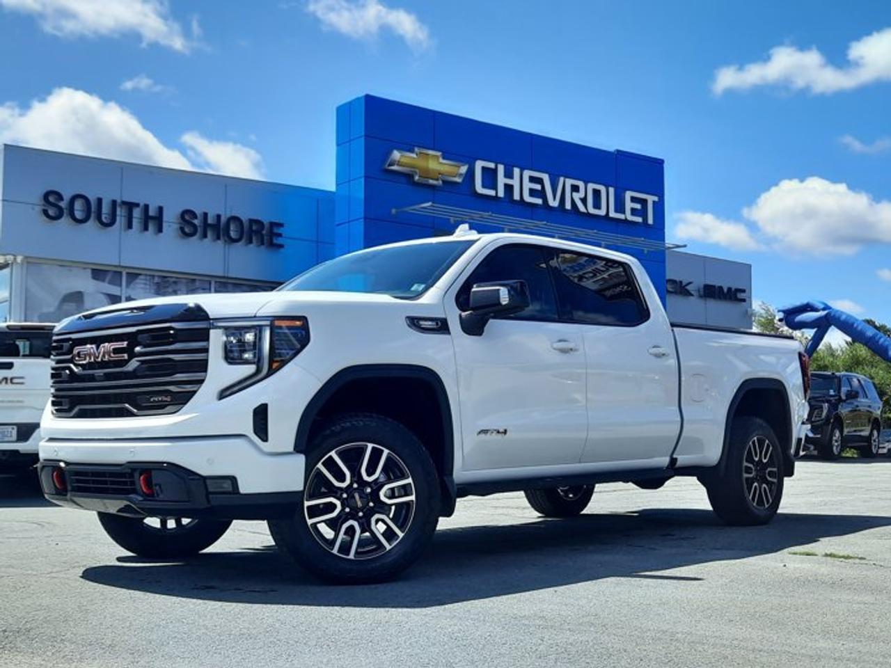 4WD Crew Cab 157 AT4, 10-Speed Automatic, Turbocharged Diesel I6 3.0L/183