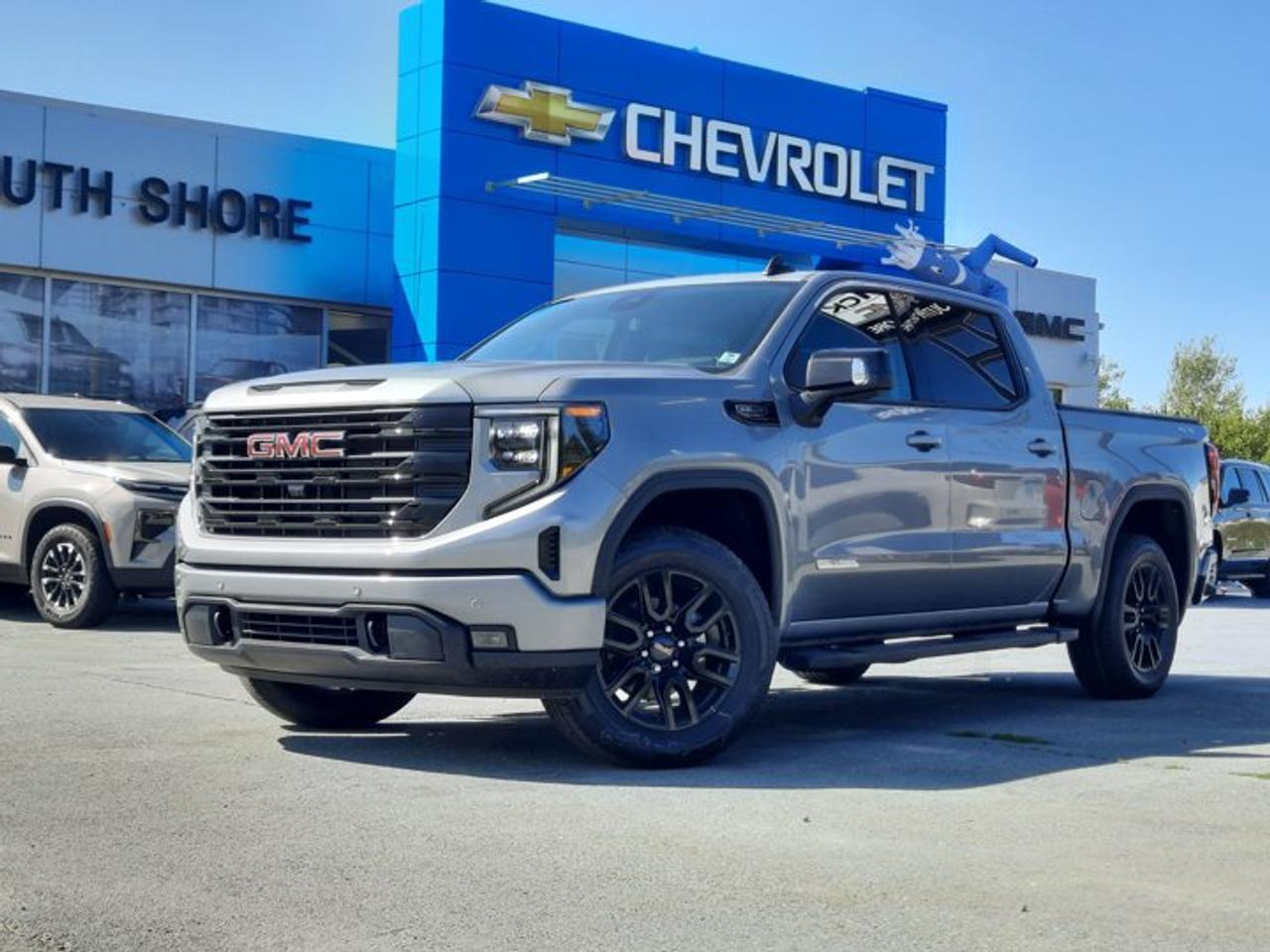 4WD Crew Cab 147 Elevation, 8-Speed Automatic, Gas V8 5.3L/325