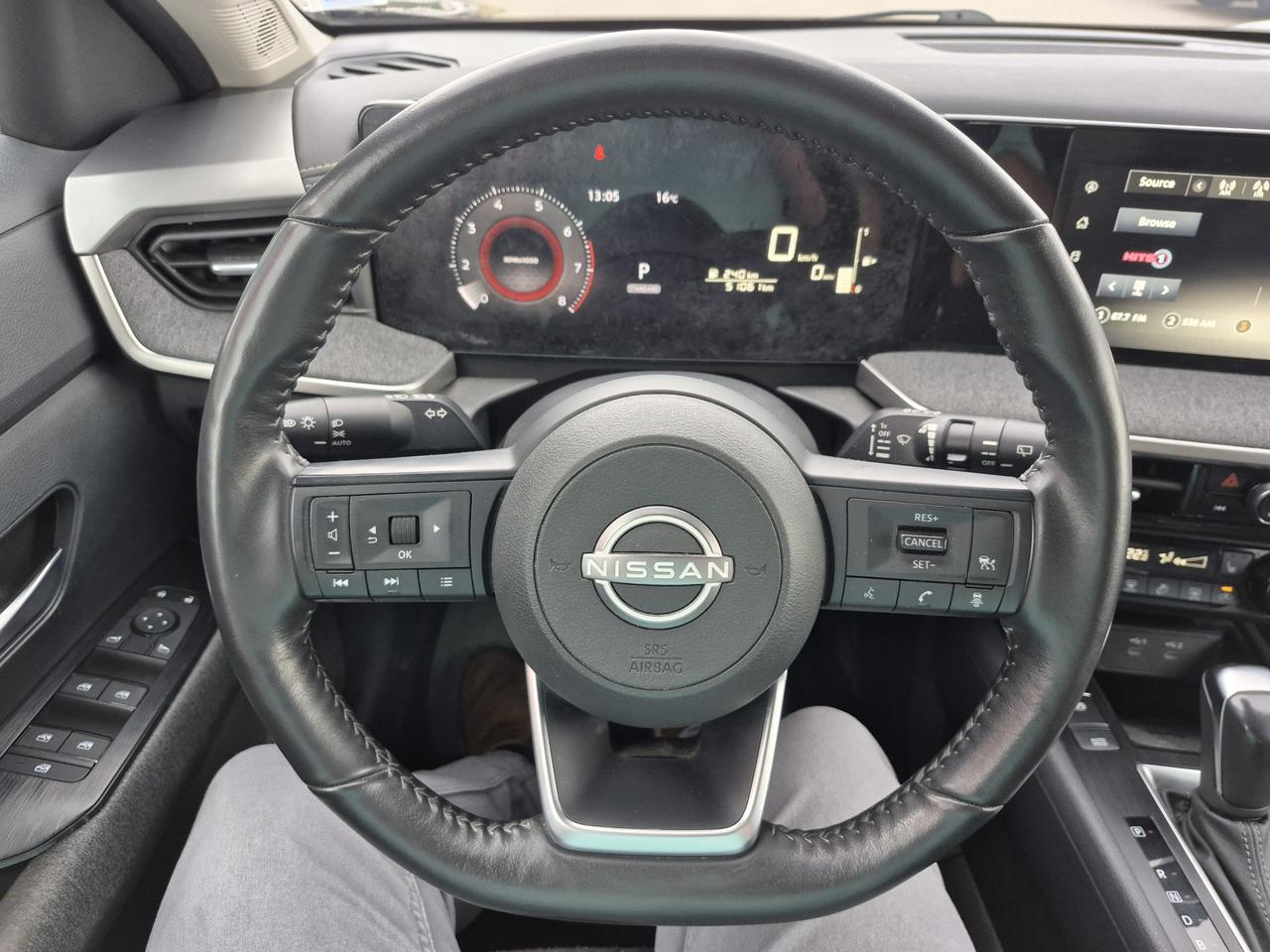 2025 Nissan Kicks SV Photo