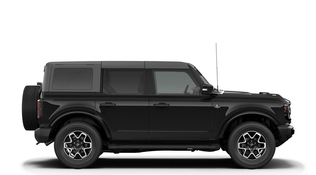 2026 Ford Bronco Outer Banks Photo4