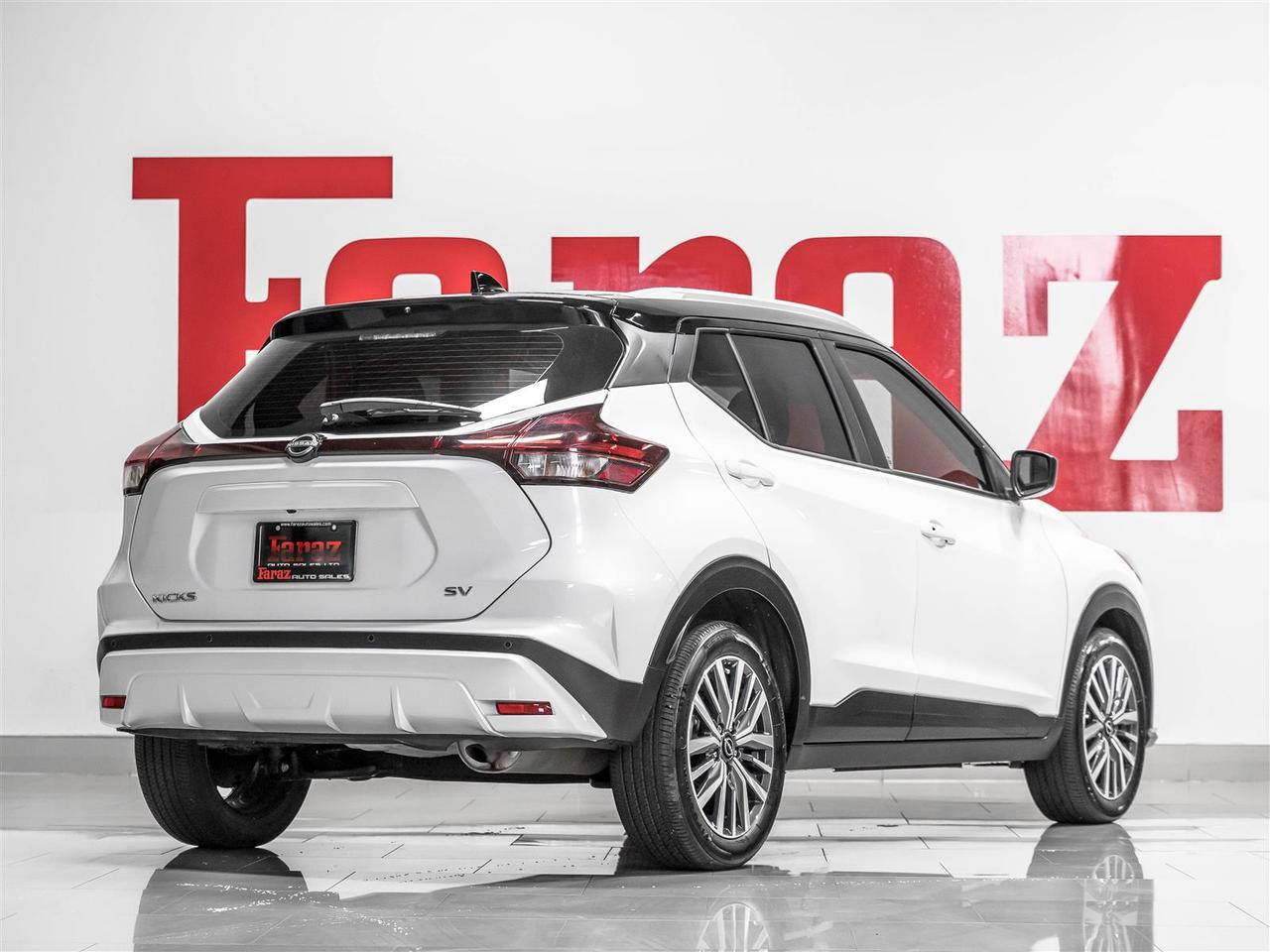 2024 Nissan Kicks SV|Accident Free|One Owner|Ontario Vehicle|Adaptive Cruise Photo2