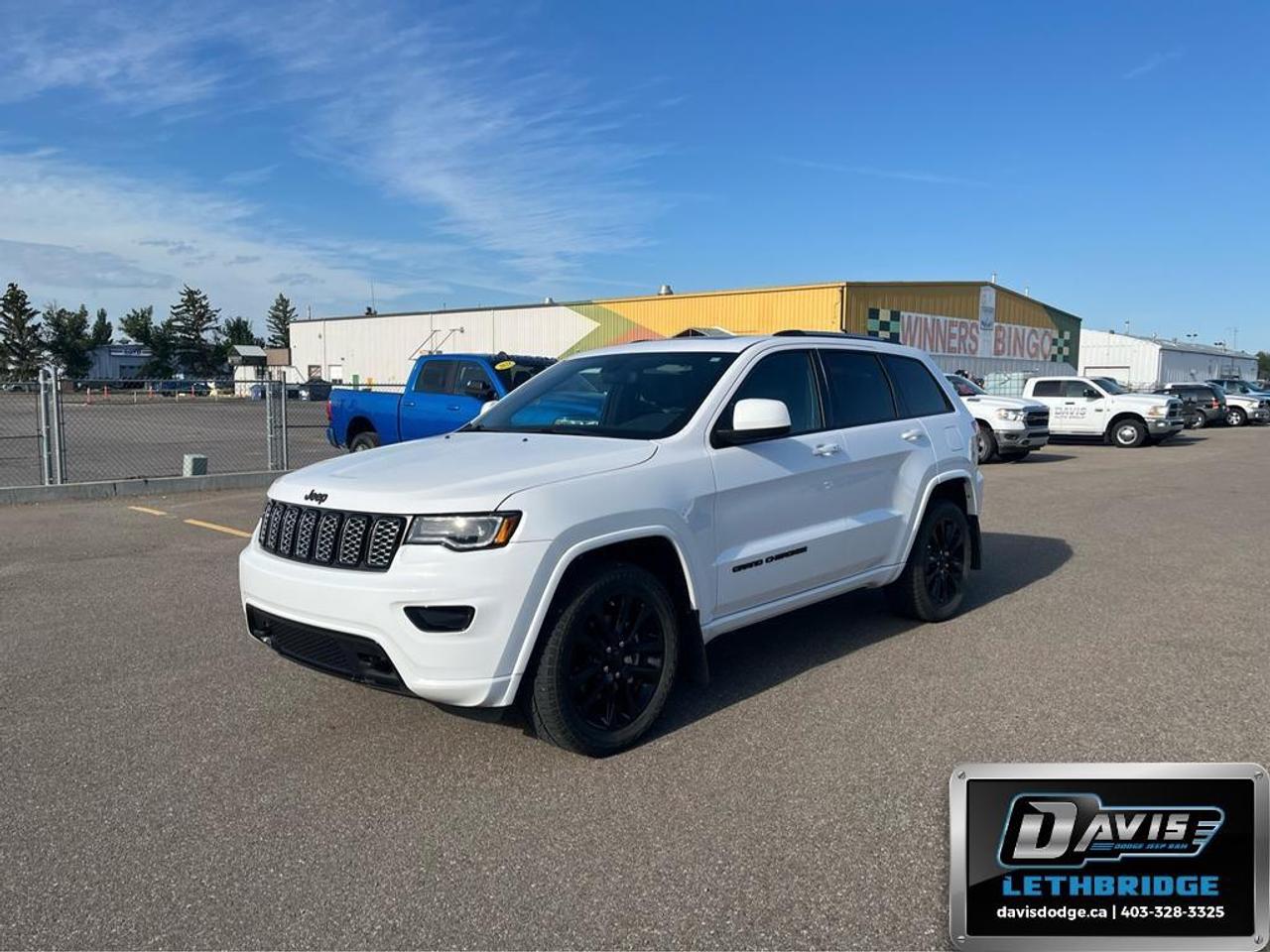 Used 2020 Jeep Grand Cherokee Laredo Heated Seats & Wheel |  CarPlay & Auto | Quad-Trac II 4WD for sale in Lethbridge, AB