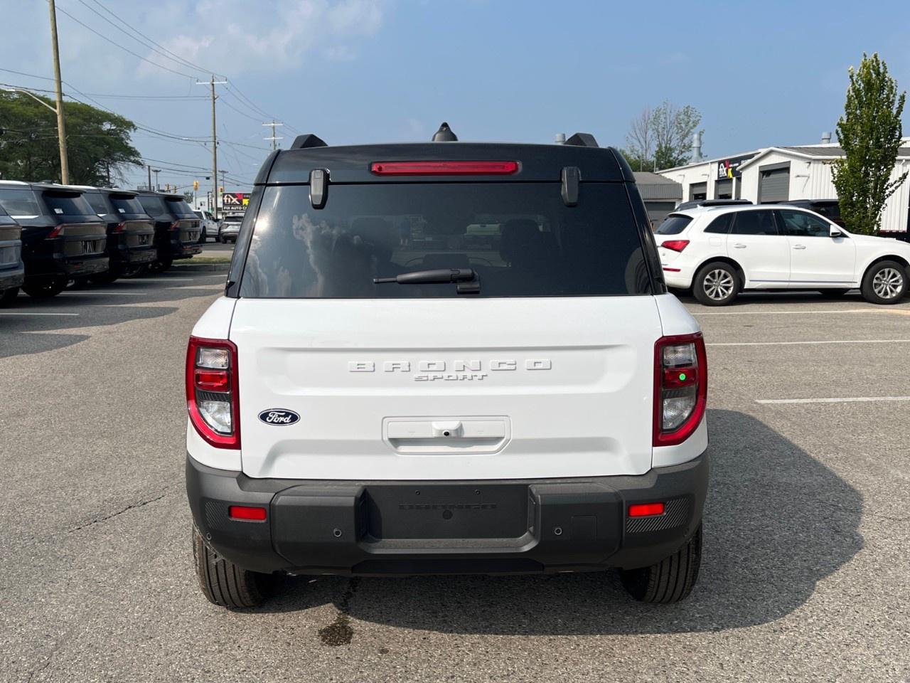2026 Ford Bronco Sport Outer Banks 4x4 Photo3