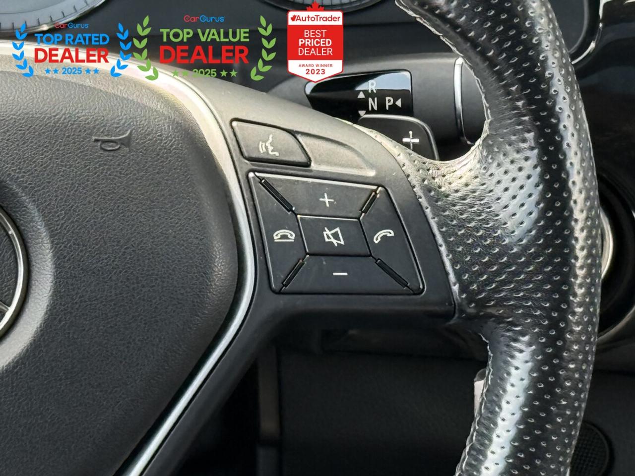 2015 Mercedes-Benz GLK-Class //AMG | PREMIUM | NAVI | ROOF Photo