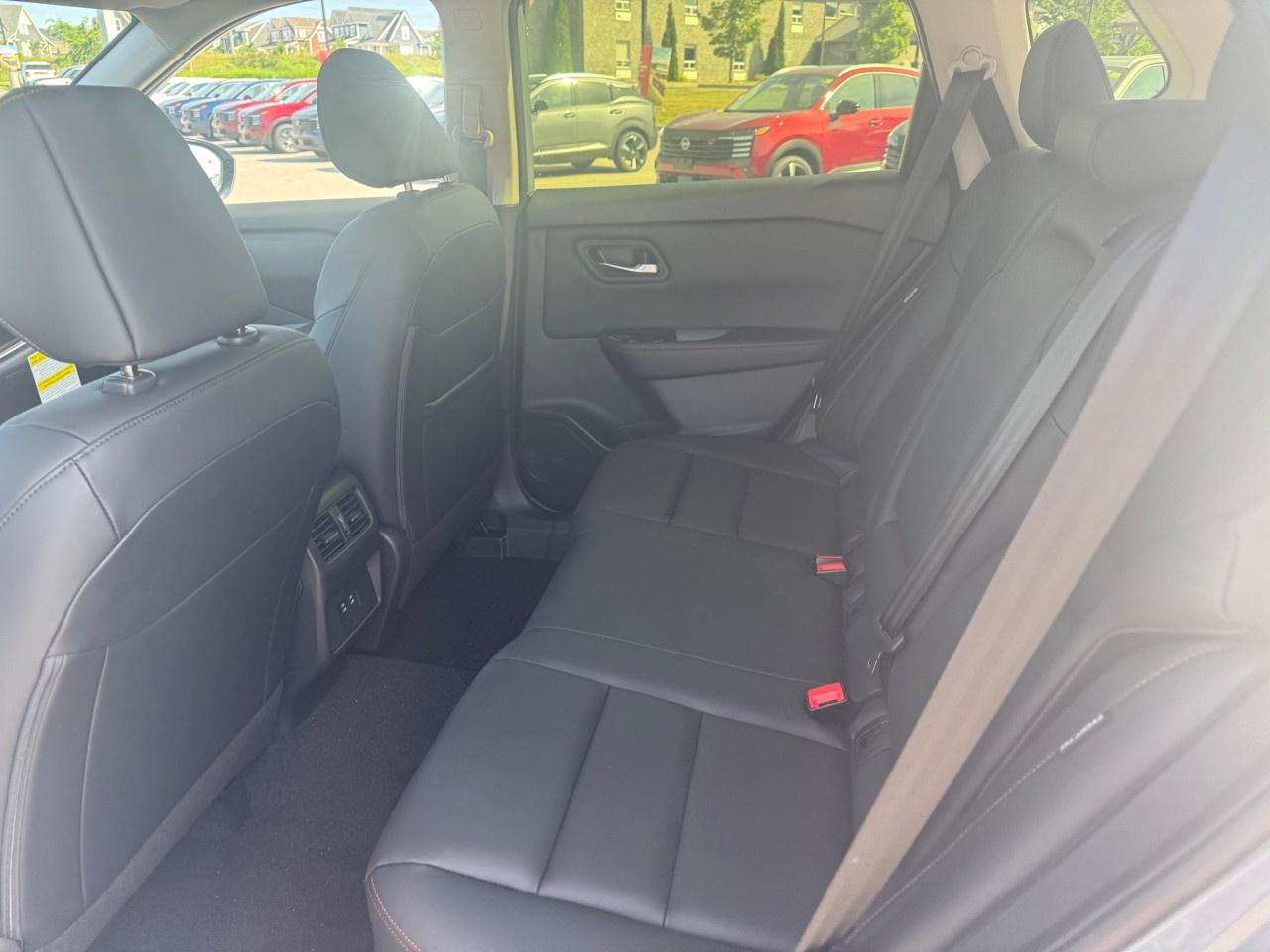 2026 Nissan Rogue AWD Rock Creek Photo