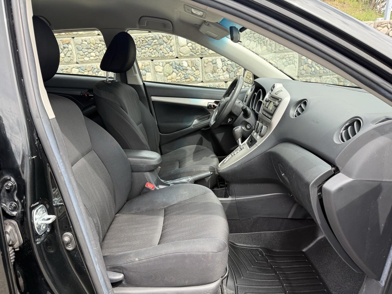 2013 Toyota Matrix CONVENIENCE PKG Photo