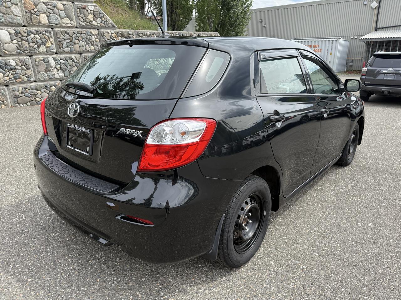 2013 Toyota Matrix CONVENIENCE PKG Photo