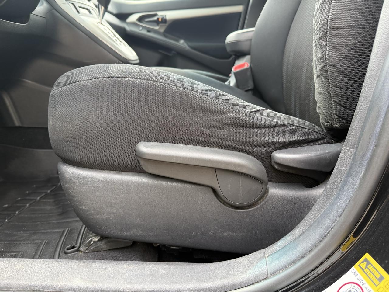 2013 Toyota Matrix CONVENIENCE PKG Photo