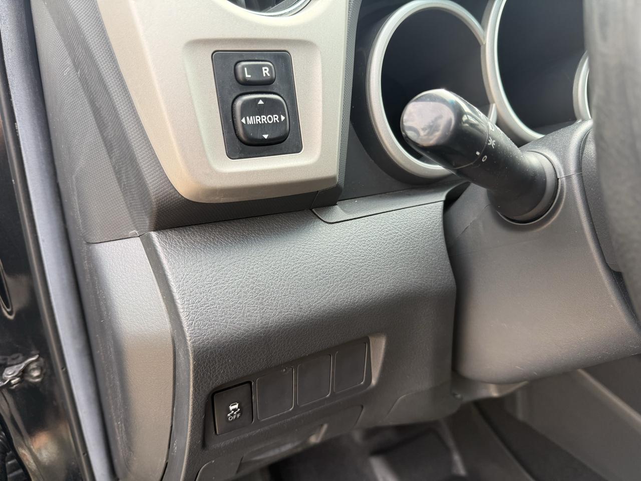 2013 Toyota Matrix CONVENIENCE PKG Photo