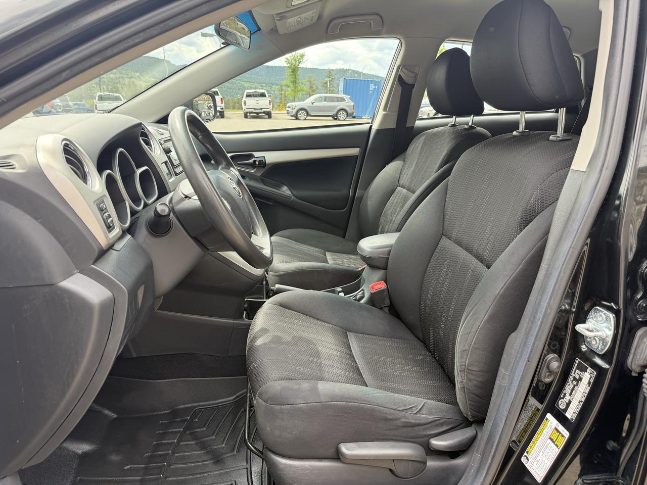 2013 Toyota Matrix CONVENIENCE PKG Photo