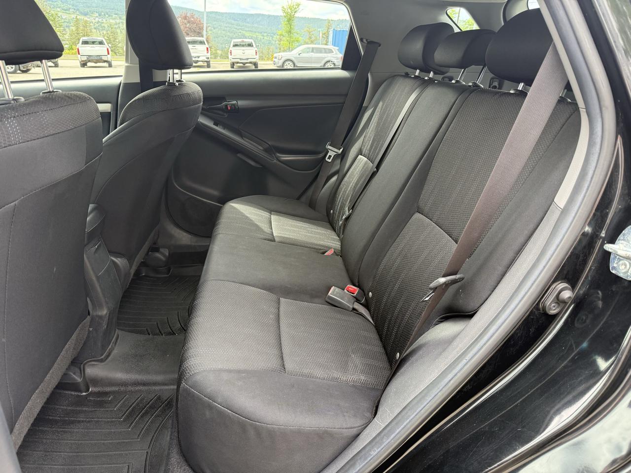 2013 Toyota Matrix CONVENIENCE PKG Photo