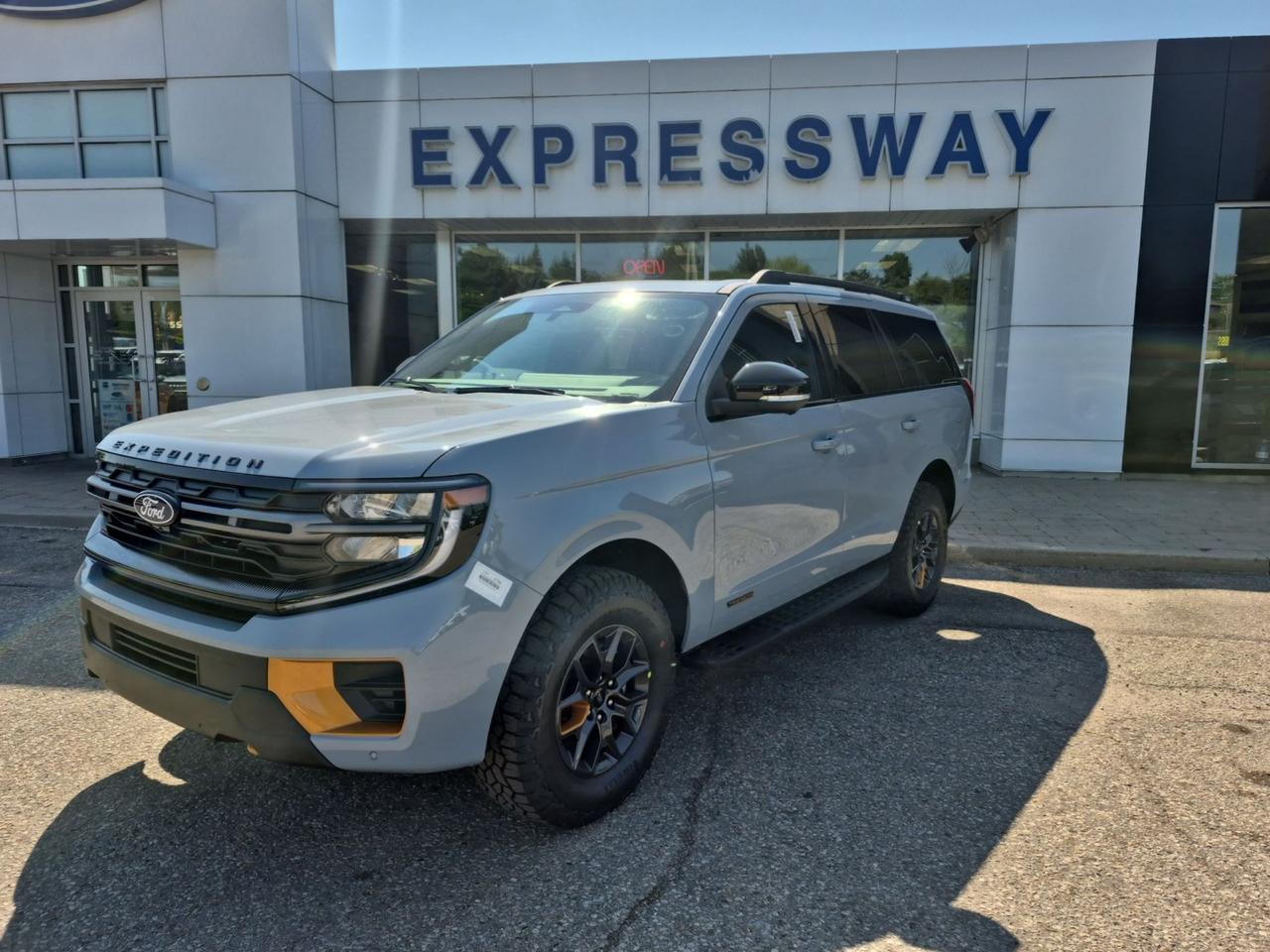 2027 Ford Expedition TREMOR 4X4 Photo0