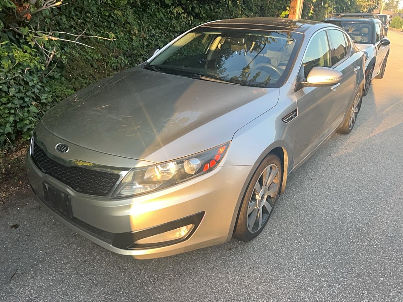 2012 Kia Optima EX LUXURY Photo