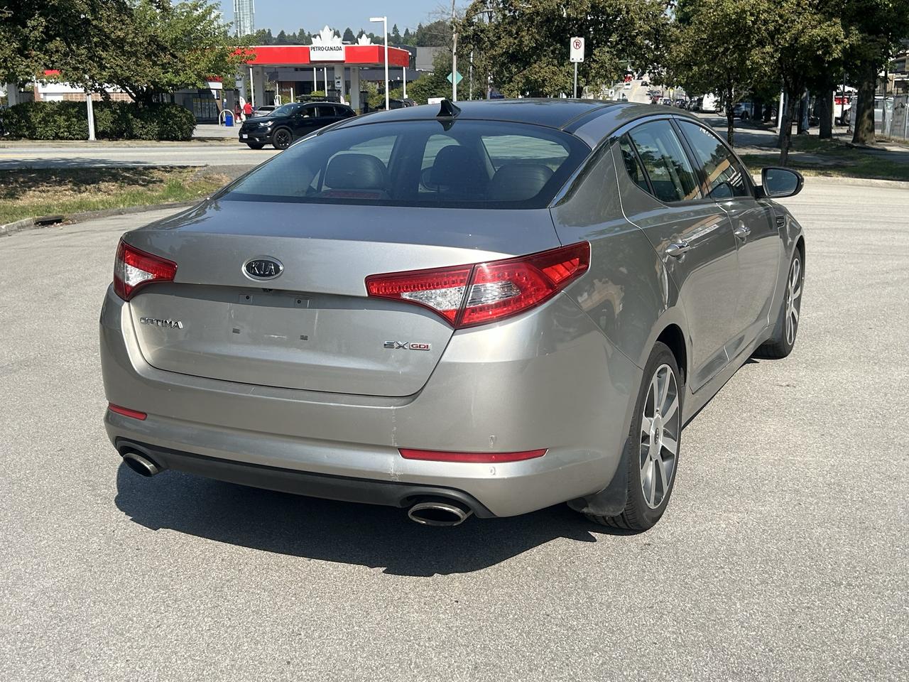2012 Kia Optima EX LUXURY Photo