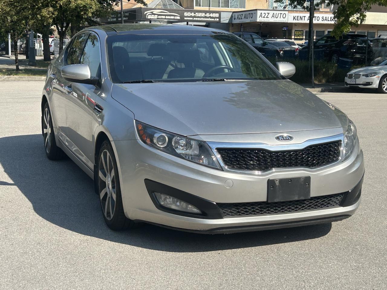 2012 Kia Optima EX LUXURY Photo
